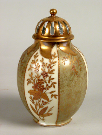 Pot pourri vase