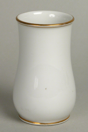 Beaker vase