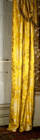 Curtain