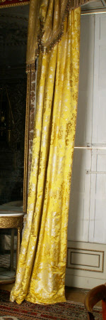 Curtain
