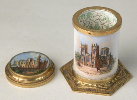 Souvenir pot