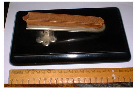 Letter clip