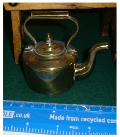 Miniature cauldron