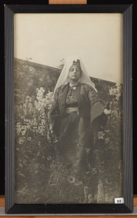 Mary 'Molly' Katherine Bell, Lady Trevelyan (1881-1966)