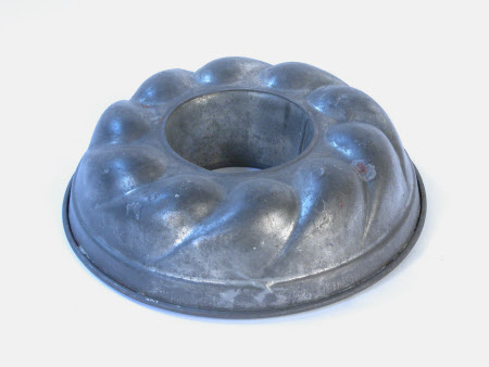 Cake mould