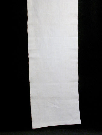 Dresser cloth