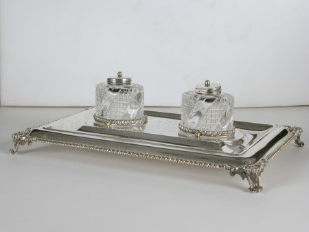 Inkstand