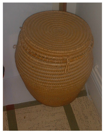Linen basket