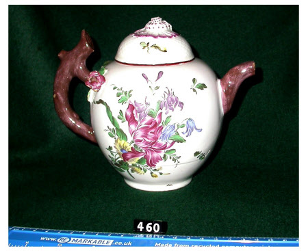 Teapot and lid