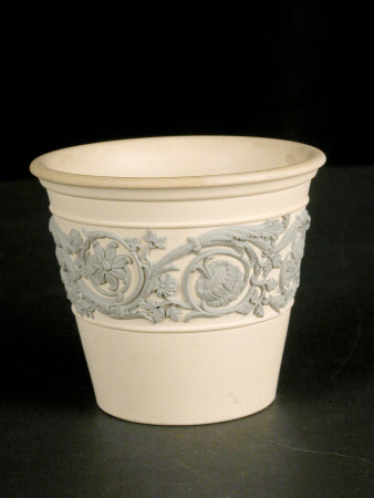 Flower pot