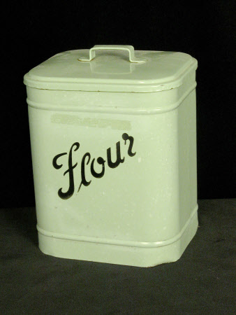 Flour bin