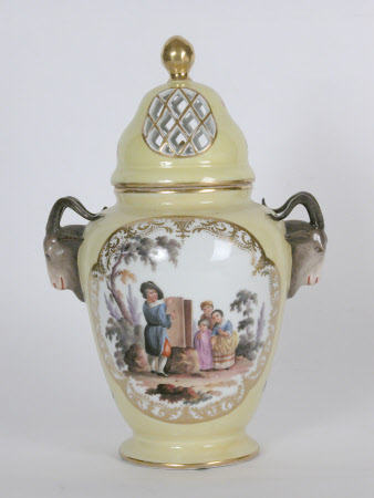 Pot pourri vase