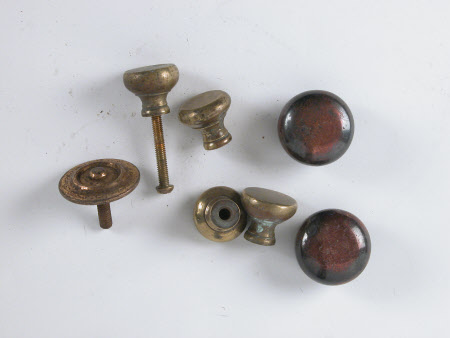 Shutter knob
