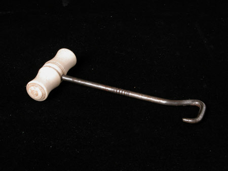 Boot hook