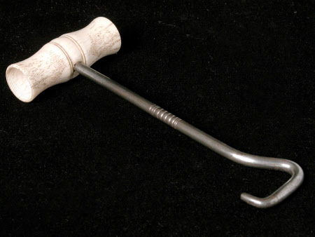 Boot hook