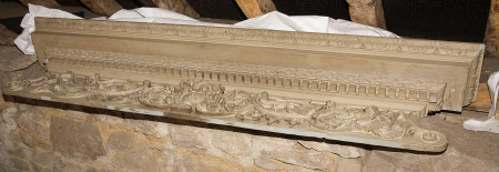 Mantel shelf