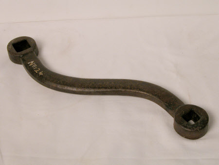Carriage spanner
