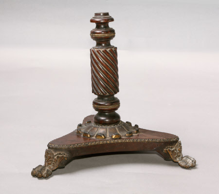 Pole screen stand