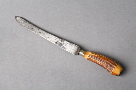 Carving knife
