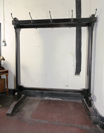 Coat stand