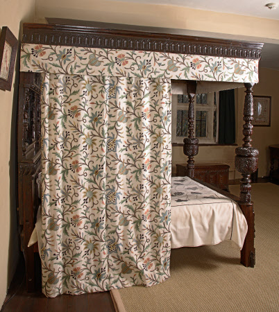 Curtain