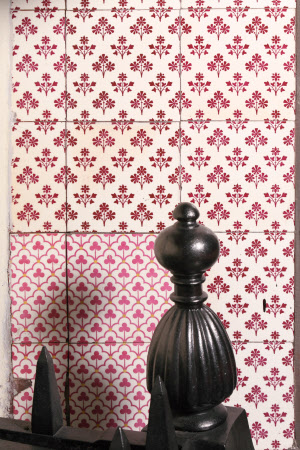 Wall tile