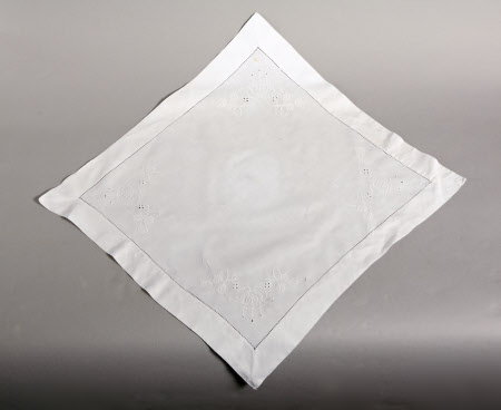 Tea cloth