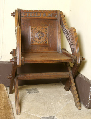 Glastonbury chair