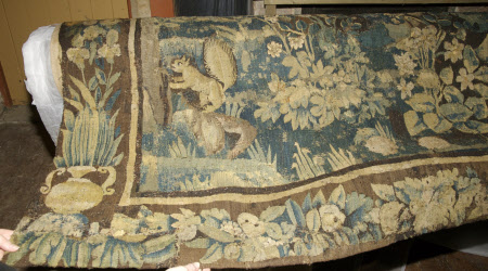 Large Leaf Verdure with Animals