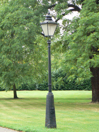 Lamp post