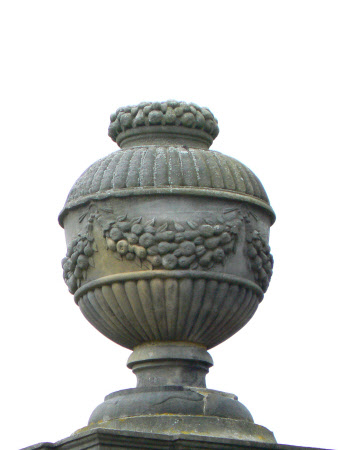 Urn finial