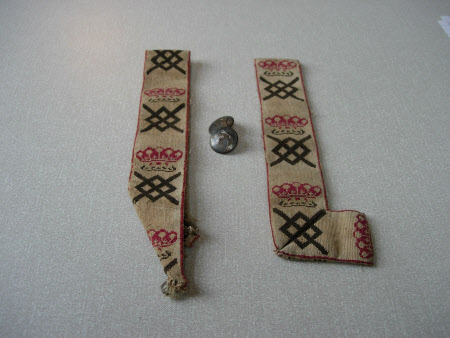 Military button