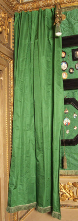 Sun curtain