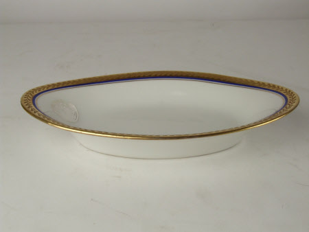 Serving dish
