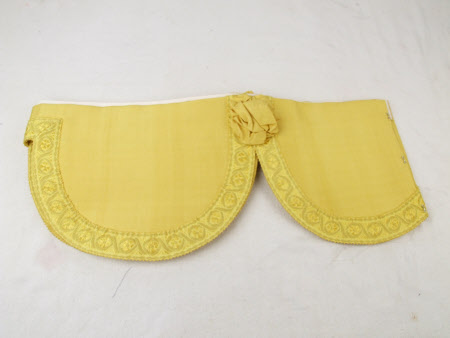 Bed curtain
