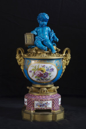 Pot pourri vase