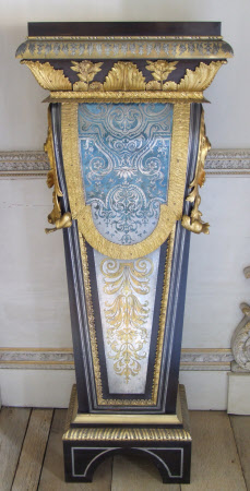 "The Levasseur / Uppark Scabellons"
