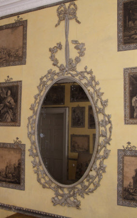 Wall mirror