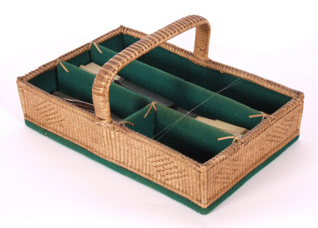 Cutlery tray