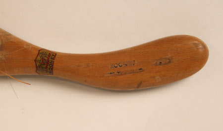 Clothes brush