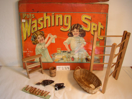 Toy washing set