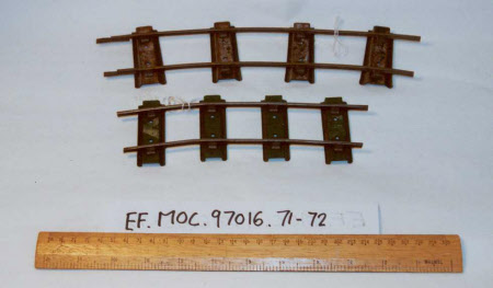 Toy train track