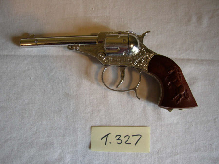 Toy gun