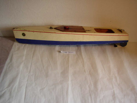 Toy boat