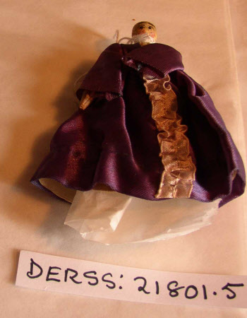 Peg wooden doll