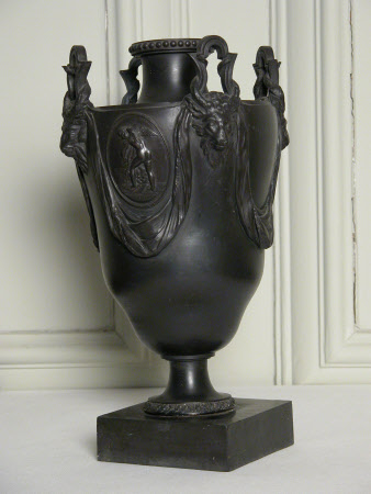 Urn