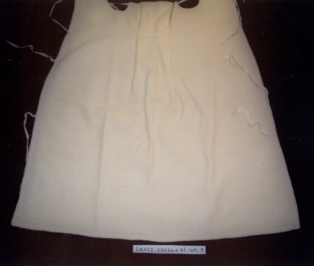 Doll's barracoat