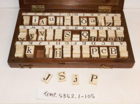 Alphabet letter set