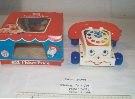 Toy telephone