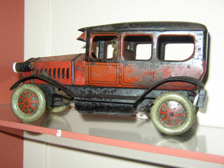 Clockwork toy